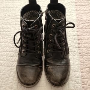 Billabong Brown Distressed Zip Boots (sz: 6)